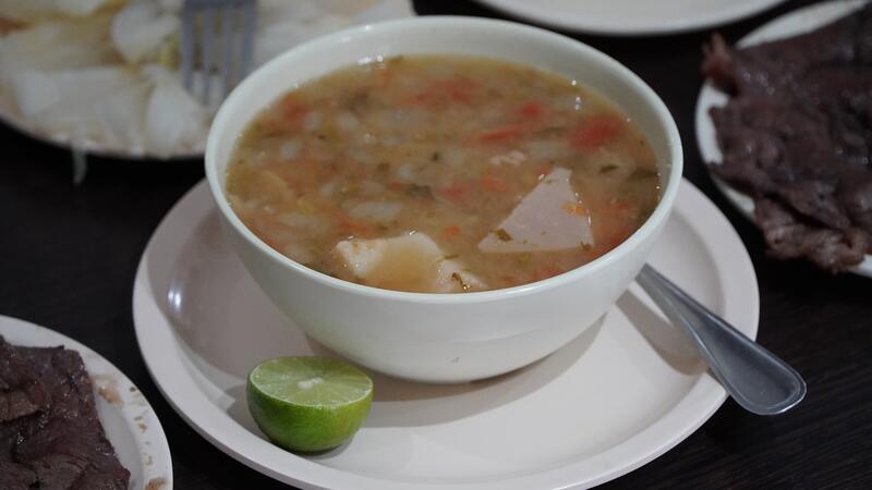 Frijoles charros con limón